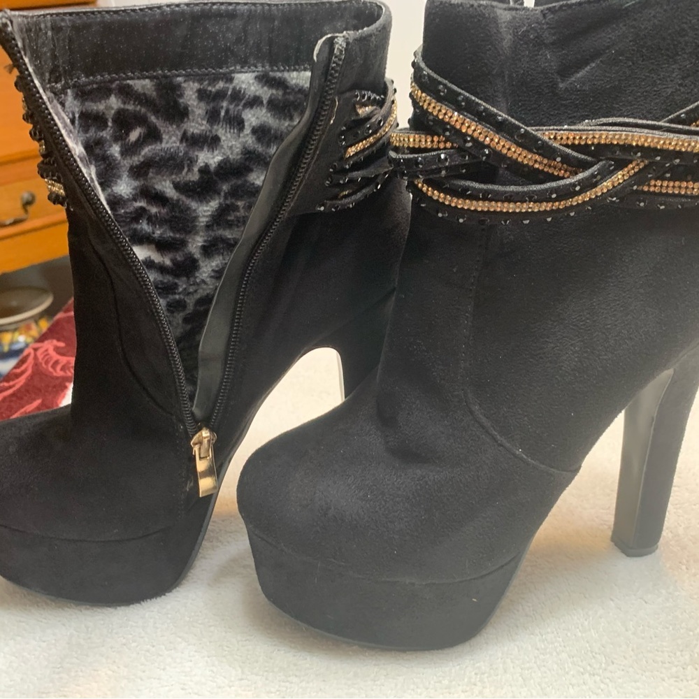 Beautiful boots by Italian